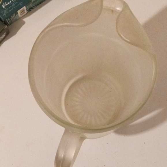 No brand Heavy Glass Pitcher - Picture 5 of 7